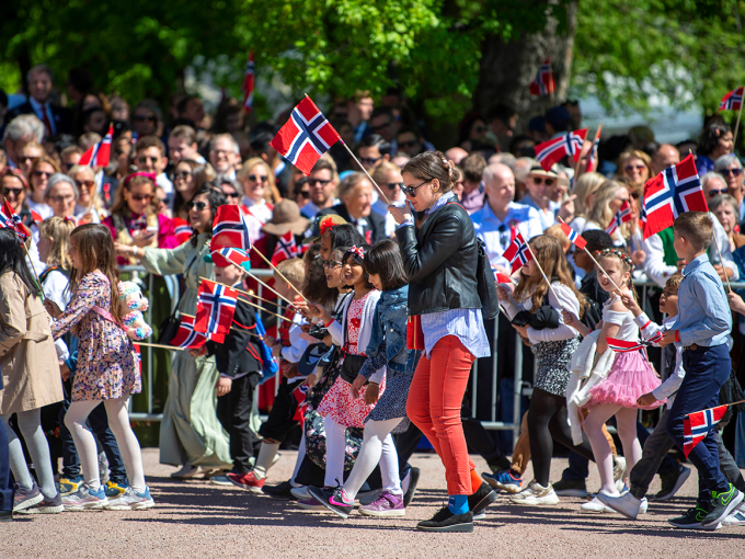 Hele 130 skoler går i barnetoget i Oslo i år. Foto: Annika Byrde / NTB